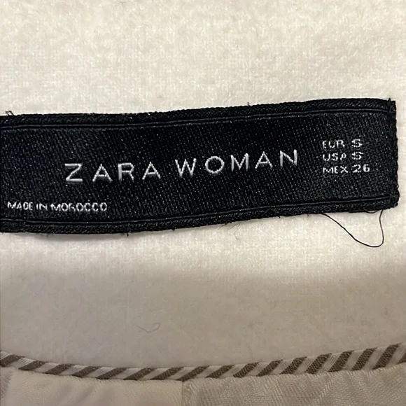 Zara Woman long White Jacket Size Small 41” Inches long